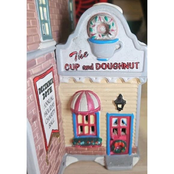 Vtg 1991 Dept 56 Snow Village Police Dept. Cup & Doughnut Shop No Light & Cord - Picture 6 of 7
